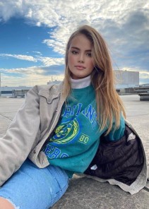 Фото проститутки Юля №2 в городе Альметьевск